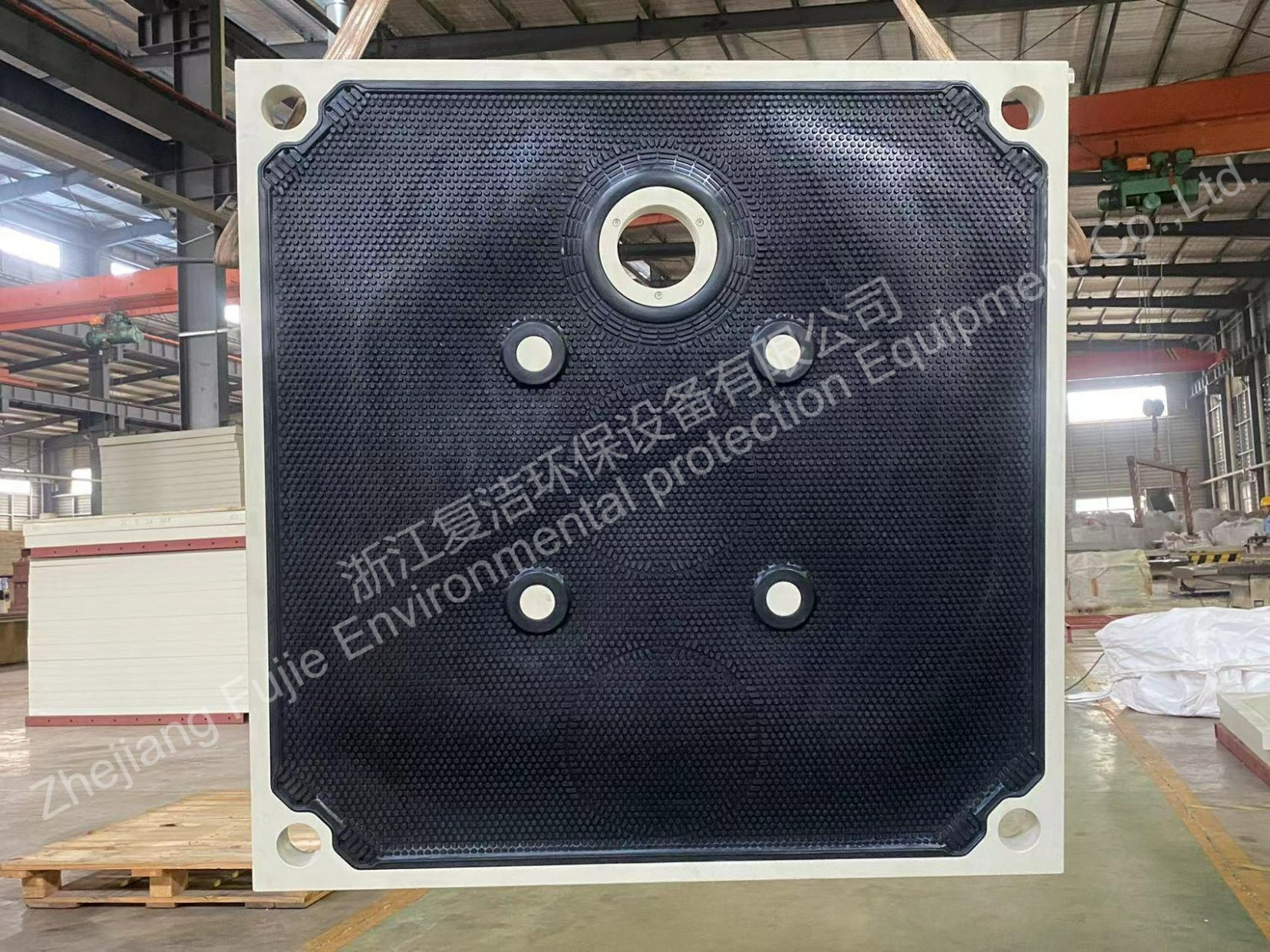 Plaque à membrane en caoutchouc série 800-2000 - Alimentation centrale supérieure